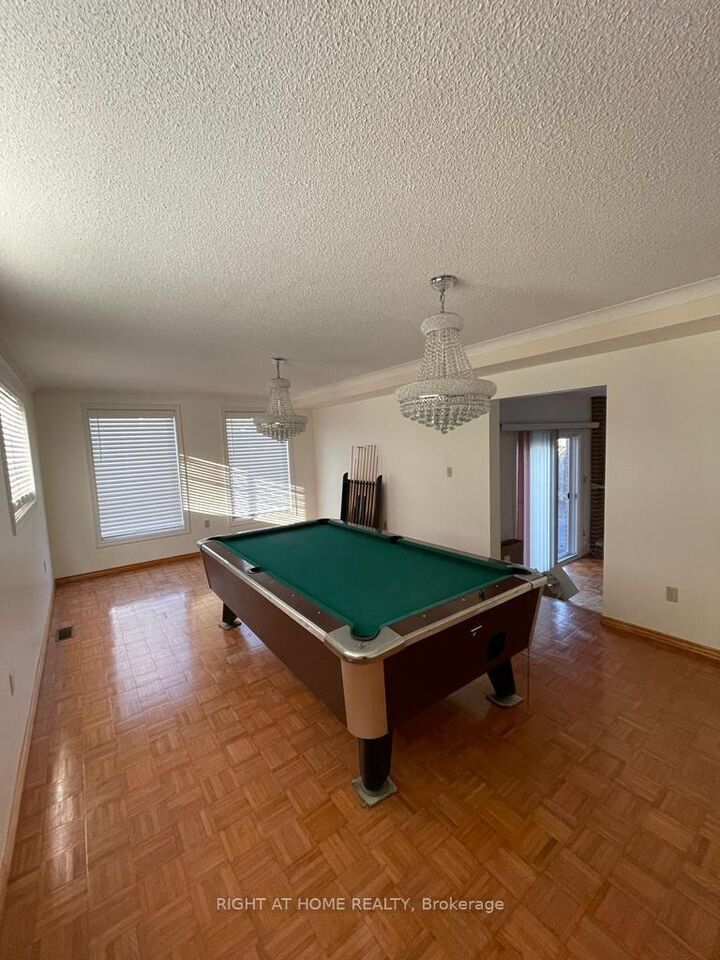 Property Photo: 6930 Whitman Avenue ON L2G 5B4
