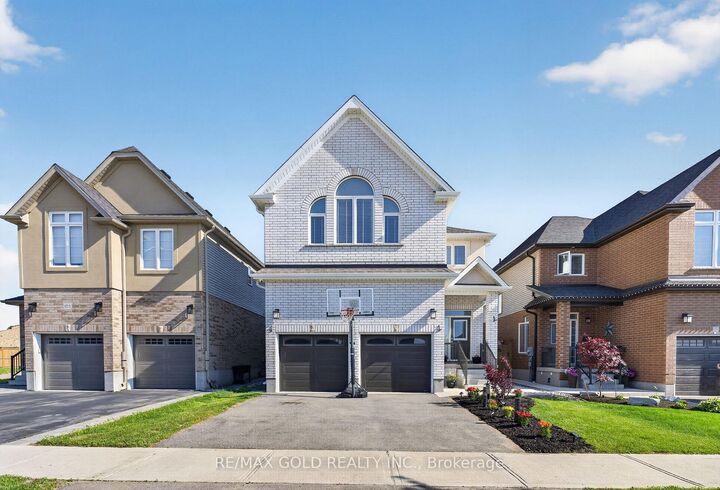 Property Photo: 105 Arlington Parkway N ON N3L 0G5