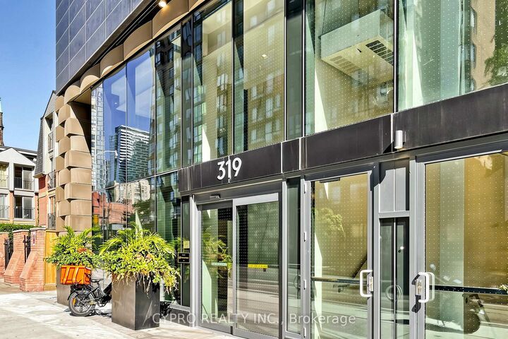 Property Photo: 319 Jarvis Street 3802 ON M5B 0C8