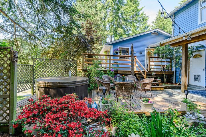 105 Byron Rd — photo 1