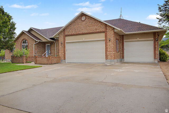 Property Photo: 805 S 300 E UT 84627
