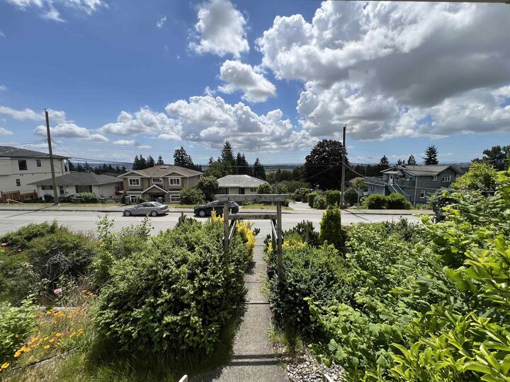 5941 Carson Street — photo 1