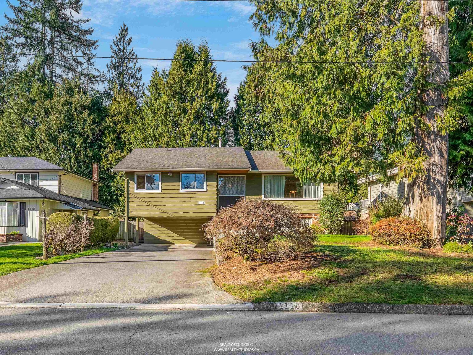 Property Photo: 1110 Lodge Road BC V7R 1W8