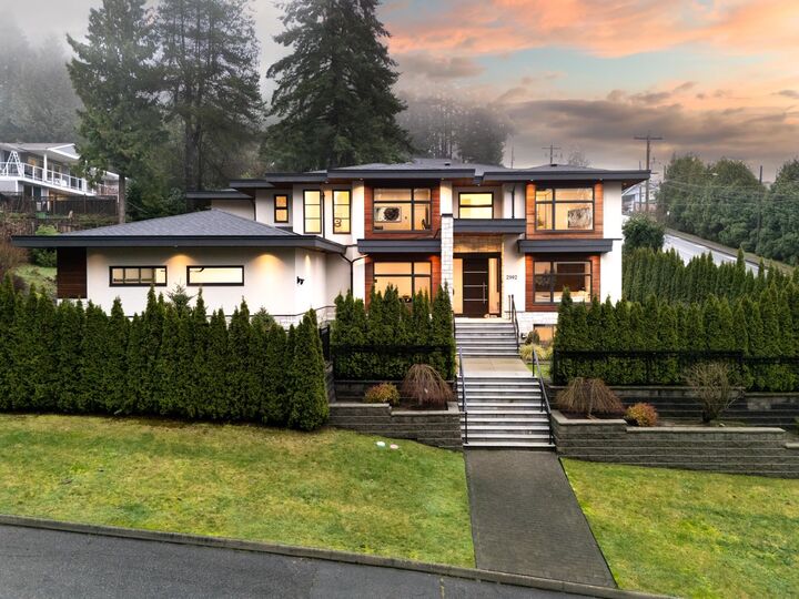 2902 St. Andrews Avenue — photo 1