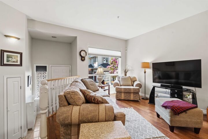 Property Photo: 2125 Clarke Street 7 BC V3H 1Y5