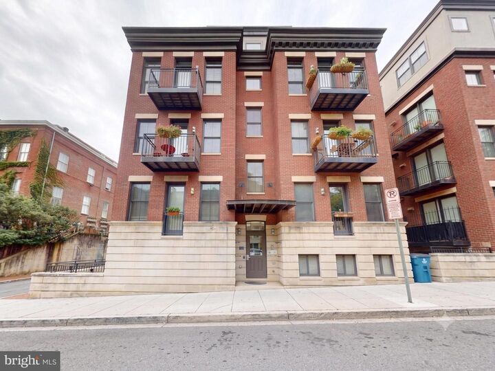 Property Photo: 1700 Euclid Street NW B-7 DC 20009