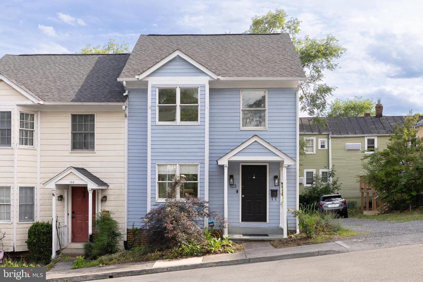 Property Photo: 103 E Germain Street VA 22601