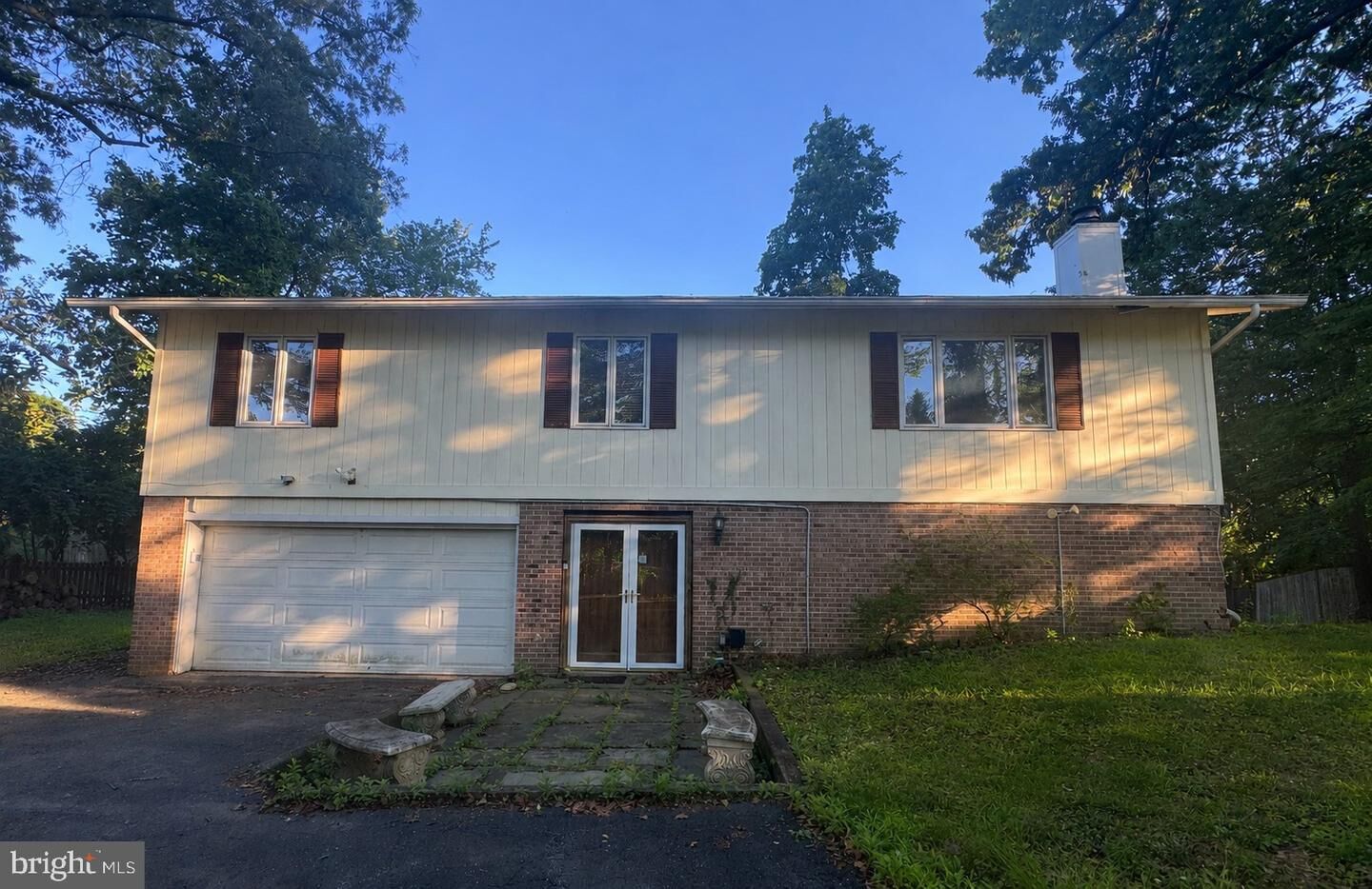 Property Photo:  501 Glyndon Street SE  VA 22180 