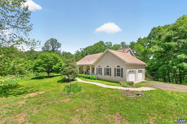 Property Photo:  3403 Meadow Wood Ln  VA 22932 