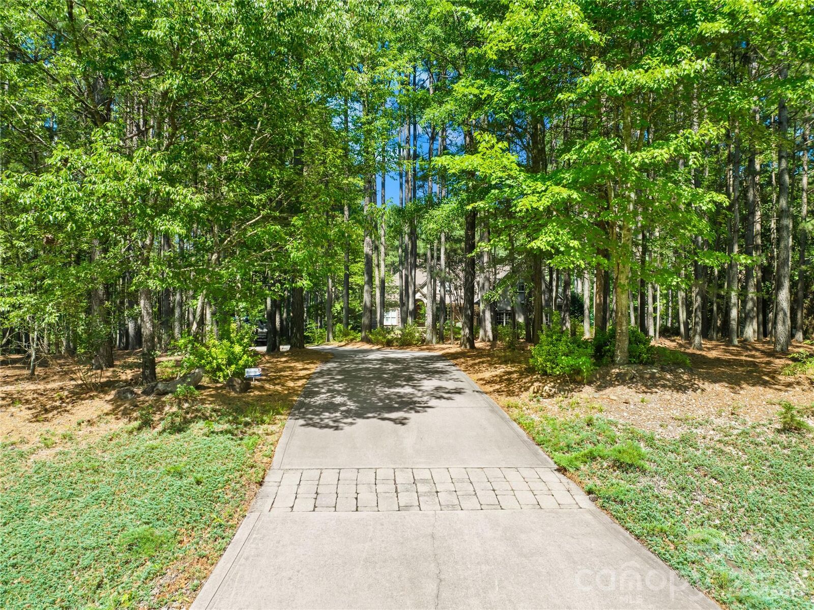Property Photo: 6830 Goose Point Drive NC 28037