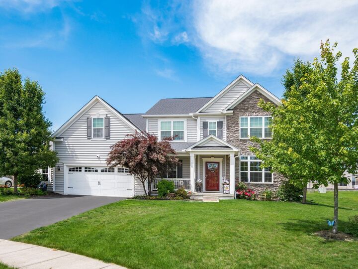 Property Photo:  1870 Southchase Court  OH 43123 