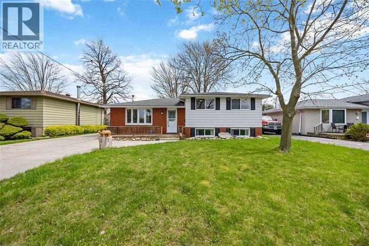 Property Photo:  352 Bentinck Street  ON N0N 1G0 