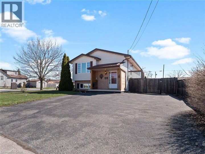 Property Photo:  379 Southworth Street South  ON L3B 2A1 