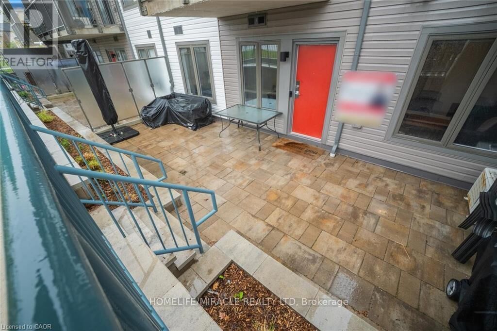 Property Photo:  2635 William Jackson Drive 705  ON L1X 0L4 