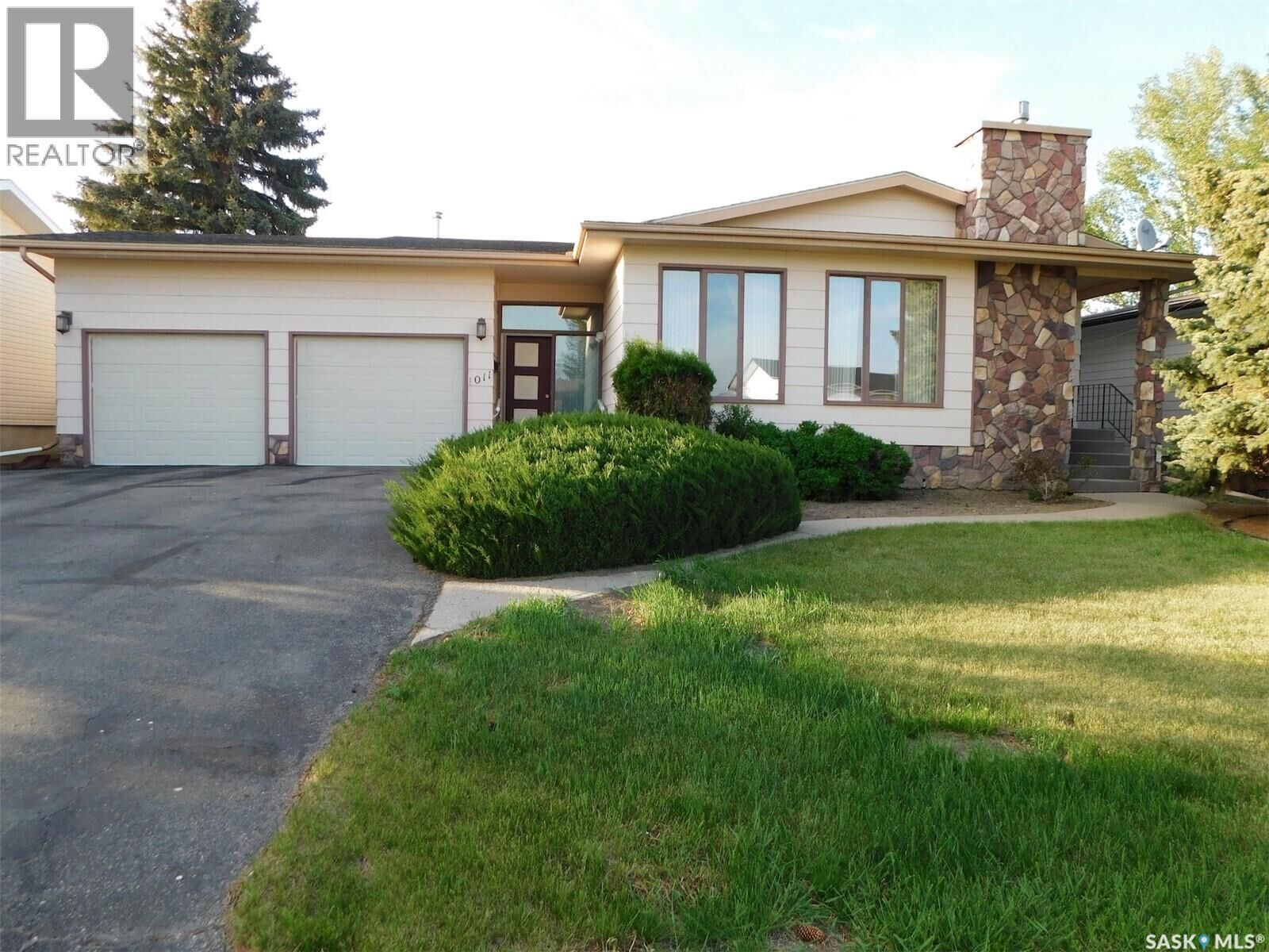 Property Photo: 1011 Granville Avenue SK S0H 0B0