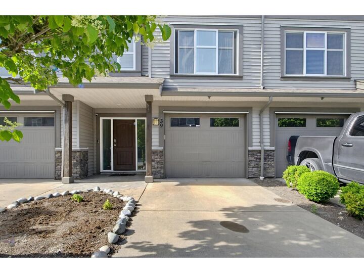 Property Photo:  45085 Wolfe Road 39  BC  