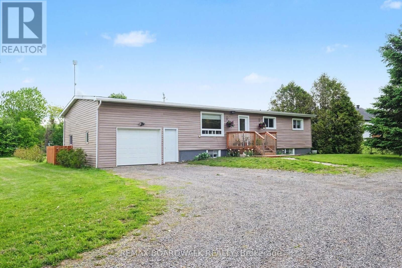 Property Photo: 1750 Bedell Road ON K0G 1S0