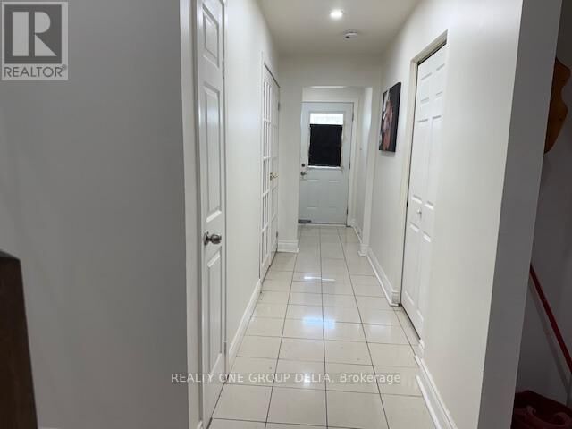 Property Photo: 2783 Kingsberry Upper Level Crescent ON L5B 2K6