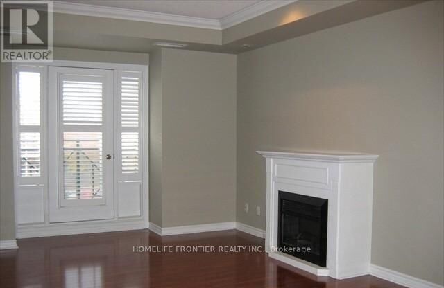Property Photo: 3351 Cawthra Road 402 ON L5A 4N5