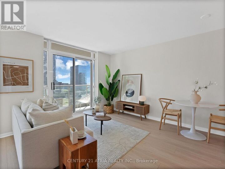 Property Photo: 18 Yonge Street 1806 ON M5E 1R4