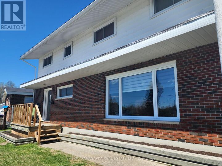 Property Photo:  8 McPhee Avenue  ON P2N 1M2 