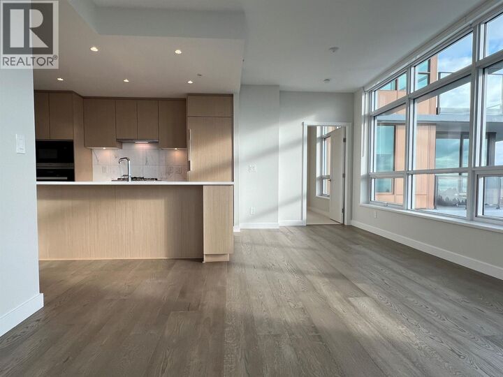 Photo de la propriété:  5608 Berton Avenue 1910  BC V6S 0M6 