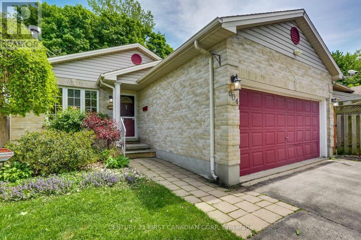 Property Photo: 604 Talltree Crescent ON N5V 5E4