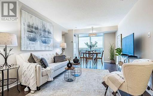 Property Photo:  9 George Street North 1602  ON L6X 0T6 