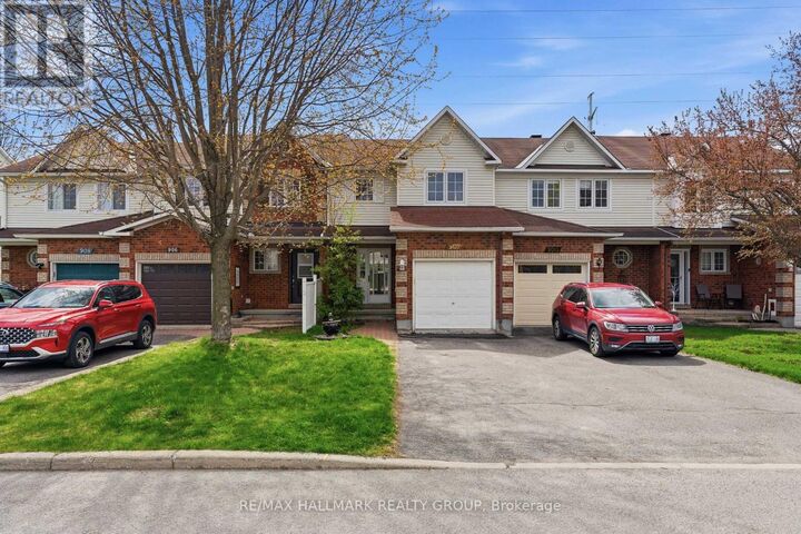 Property Photo:  902 Paradise Crescent  ON K4A 3S5 