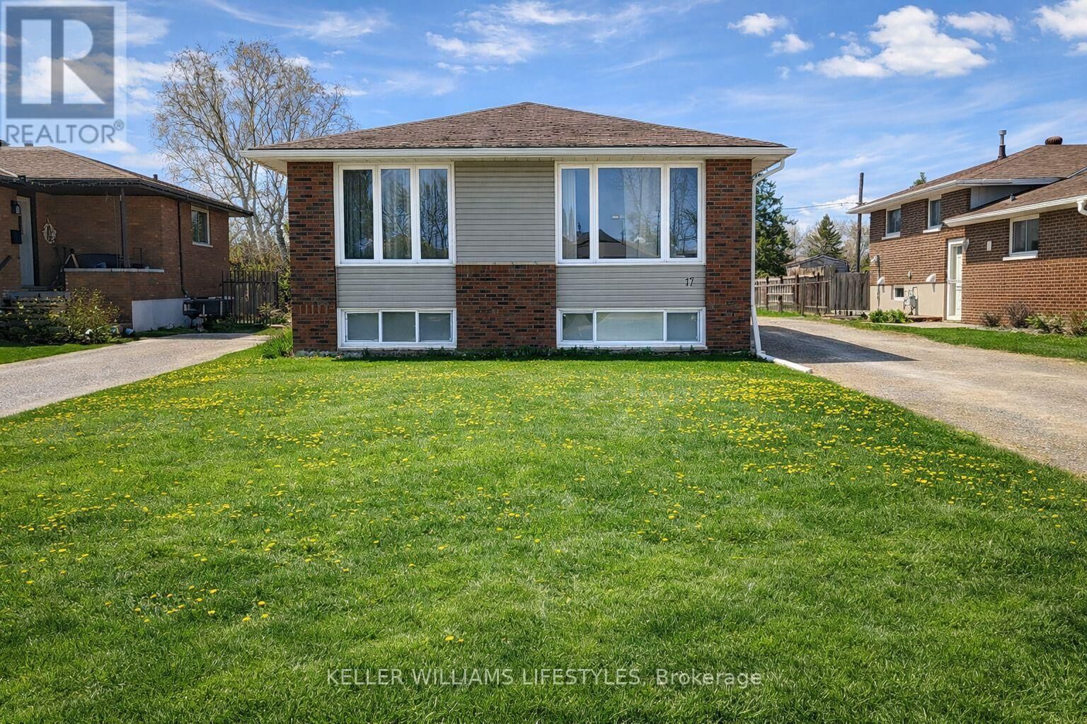 Property Photo:  17 Nightingale Drive  ON P1A 2R1 