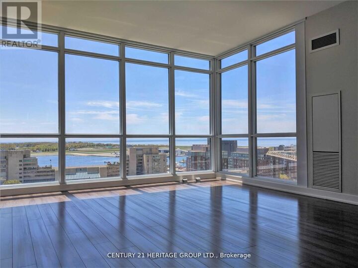Property Photo: 15 Fort York Boulevard 1910 ON M5V 3Y4