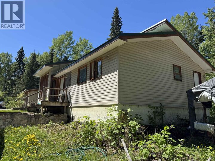 Property Photo: 3177 Westlund Road BC V0J 2E0