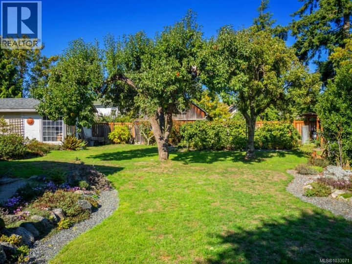 Property Photo:  1736 Haultain Street  BC V8R 2L2 