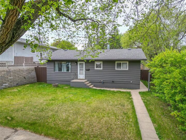 Property Photo: 154 12th Street East MB R7A 5X2