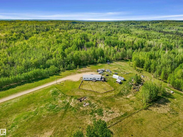 Property Photo: 8016 Twp Road 505 AB T7A 2A2