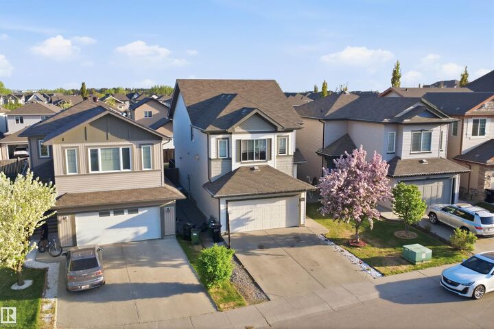 Property Photo: 1523 36 Avenue NW AB T6T 0M5