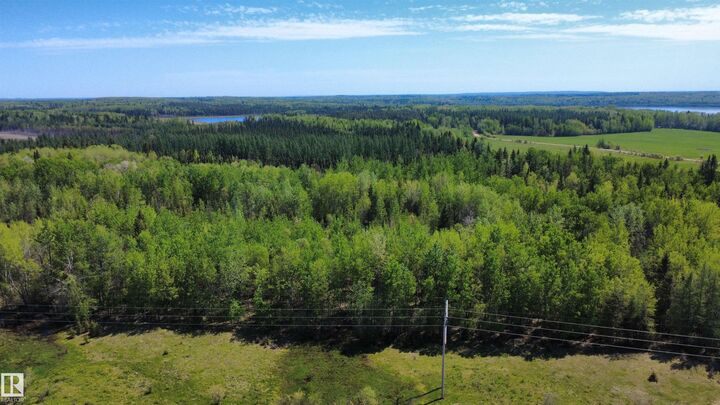 Property Photo:  Hope Lake NW-33-65-18-W4  AB T0A 0M0 