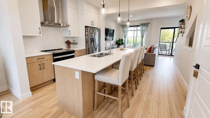 Property Photo: 804 Welsh Drive SW 182 AB T6X 1Y8