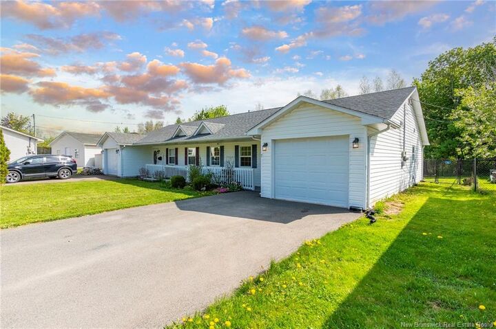 Property Photo:  7 Alice Avenue  NB E1E 2H9 