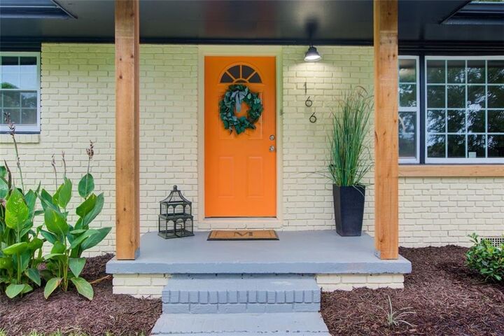 Property Photo: 166 Zelma Street SW GA 30060