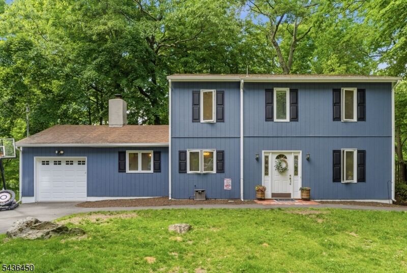 Property Photo:  3 Crows Nest Rd  NJ 07821 