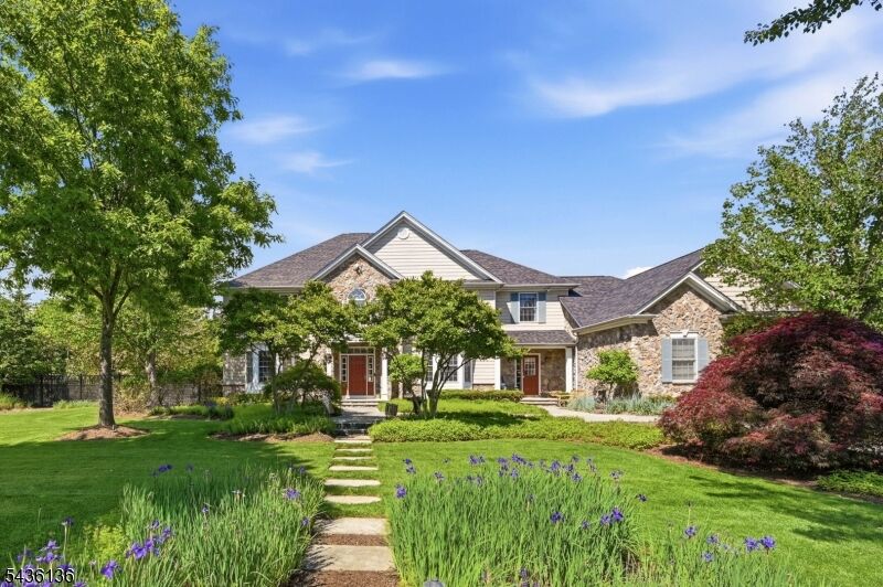 Property Photo:  4 Harcourt Ter  NJ 07834 