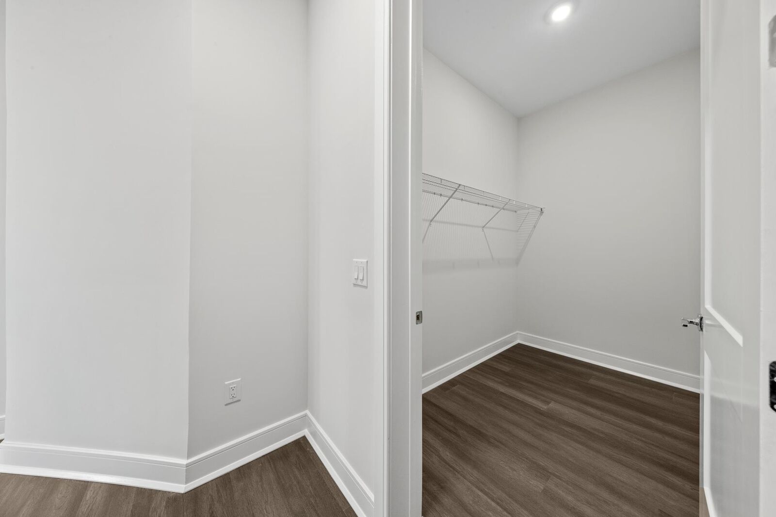 Property Photo:  121 34th St 616  NJ 07087-5902 