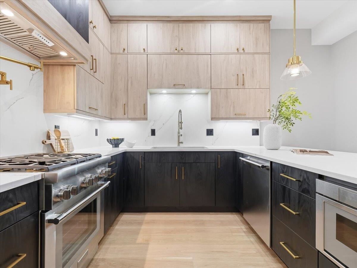 Property Photo: 134 Hancock Ave 1 NJ 07307