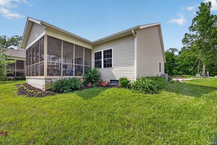 Property Photo:  2471 N Stonelake Circle  IN 47404 