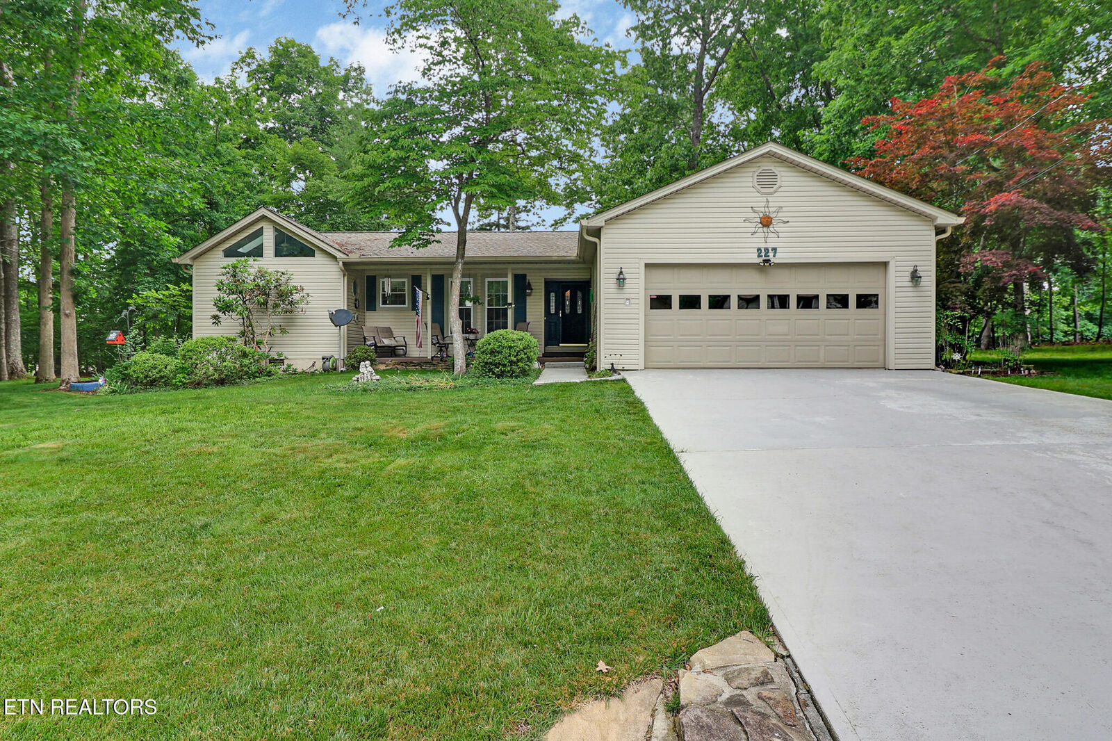 Property Photo: 227 Lakeview Drive TN 38558