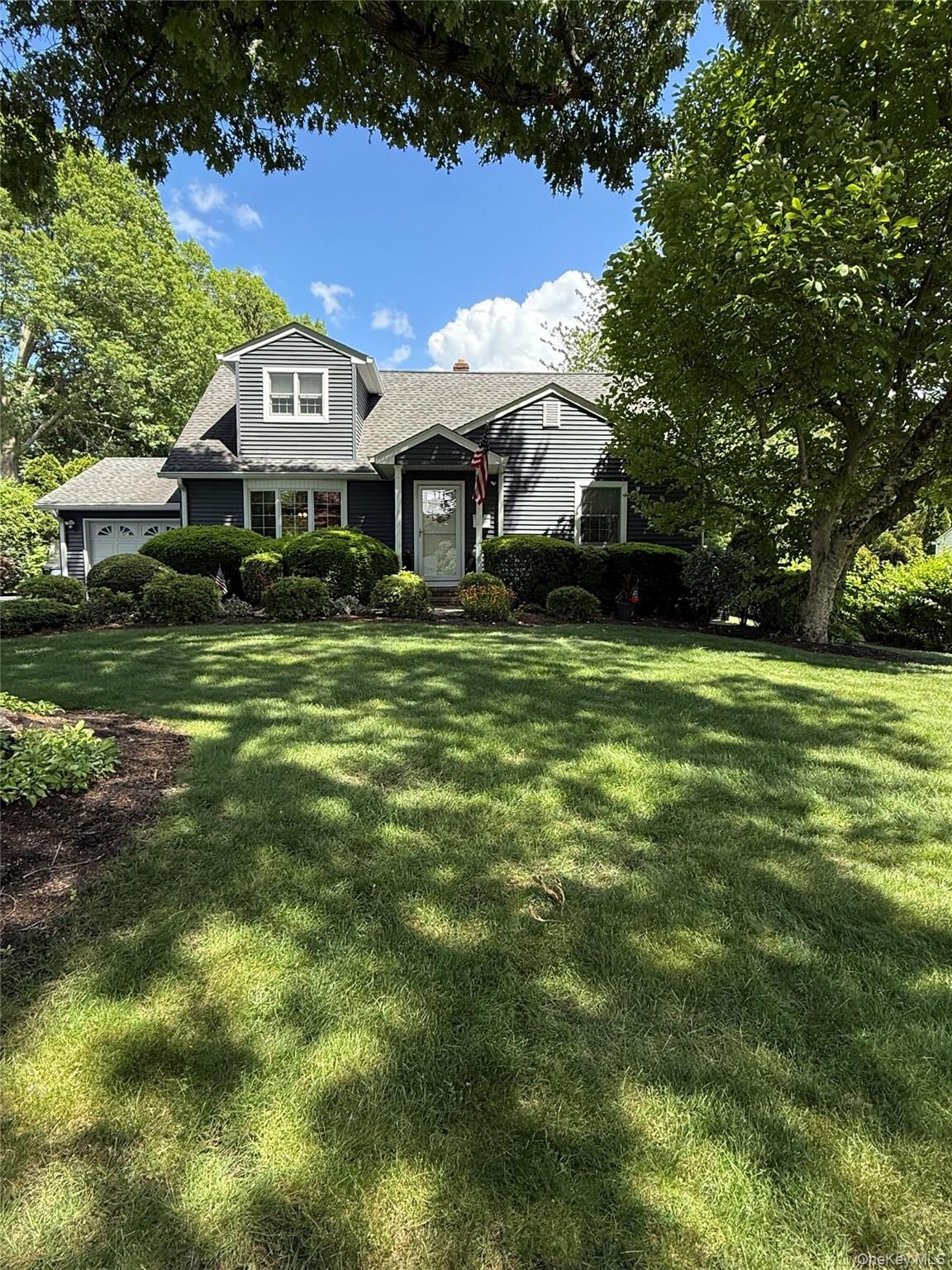 Property Photo:  10 N Edsall Avenue  NY 10954 
