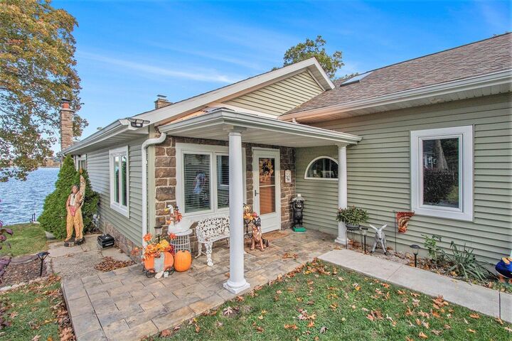 Property Photo:  33766 Forest Beach Drive  MI 49111-9545 