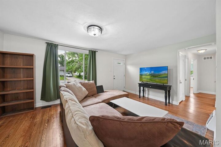 Property Photo:  1008 Etherton Drive  MO 63126 