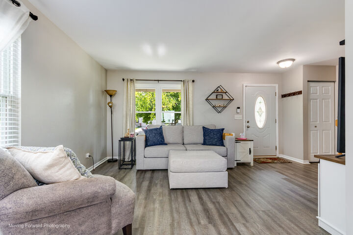 Property Photo:  1803 Blue Ridge Drive  IL 60586 